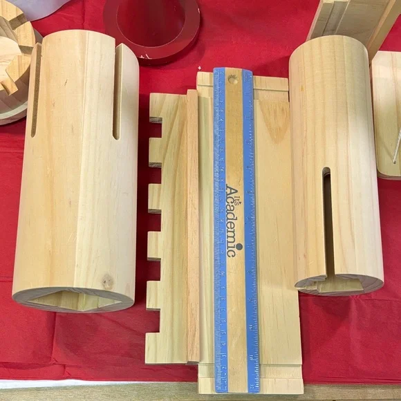 Pottery Barn Kids 16 Wooden Building Blocks Pieces Castle Set - Picture 9 of 12